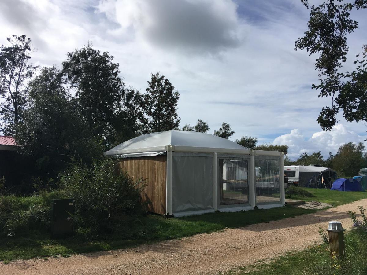 Hotel Safaritent Glamping Tent Nabij Sint Maartenszee à Sint Maartensvlotbrug Extérieur photo