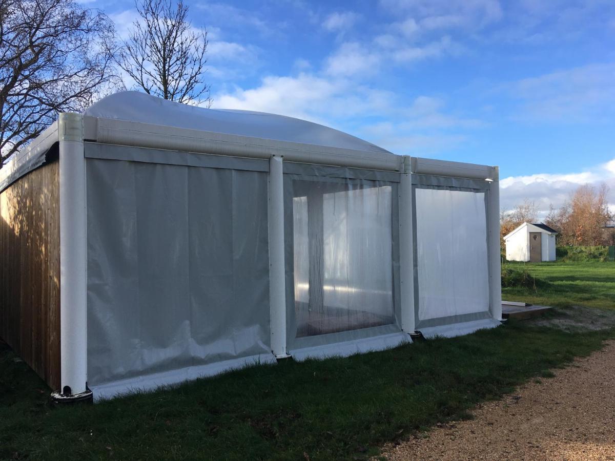 Hotel Safaritent Glamping Tent Nabij Sint Maartenszee à Sint Maartensvlotbrug Extérieur photo